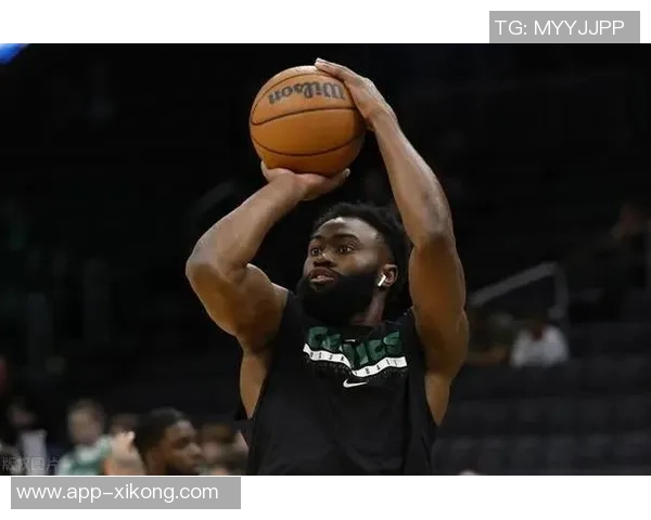 杰伦布朗回顾生涯最佳赛季称球队在联盟中表现出色 杰伦布朗回顾生涯最佳赛季称球队在联盟中表现出色