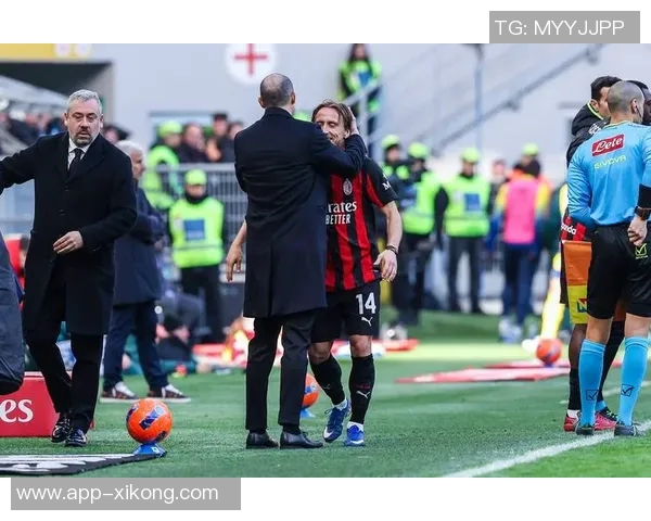 阿莱格里称赞魔笛奇克为年轻球员榜样莱奥需思考进球方式