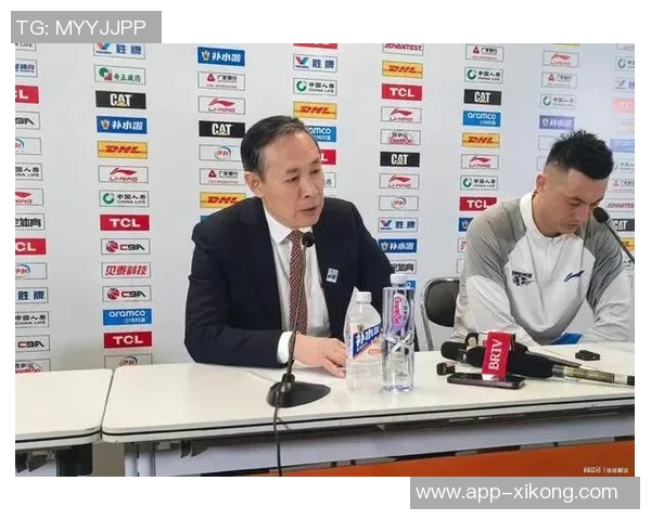 许利民强调赛季漫长需理性看待比赛结果总结问题才是关键 许利民强调赛季漫长需理性看待比赛结果总结问题才是关键